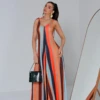 Boutique Dona Ana - Macacão Mave em Tecido Crepe de Malha Listrado