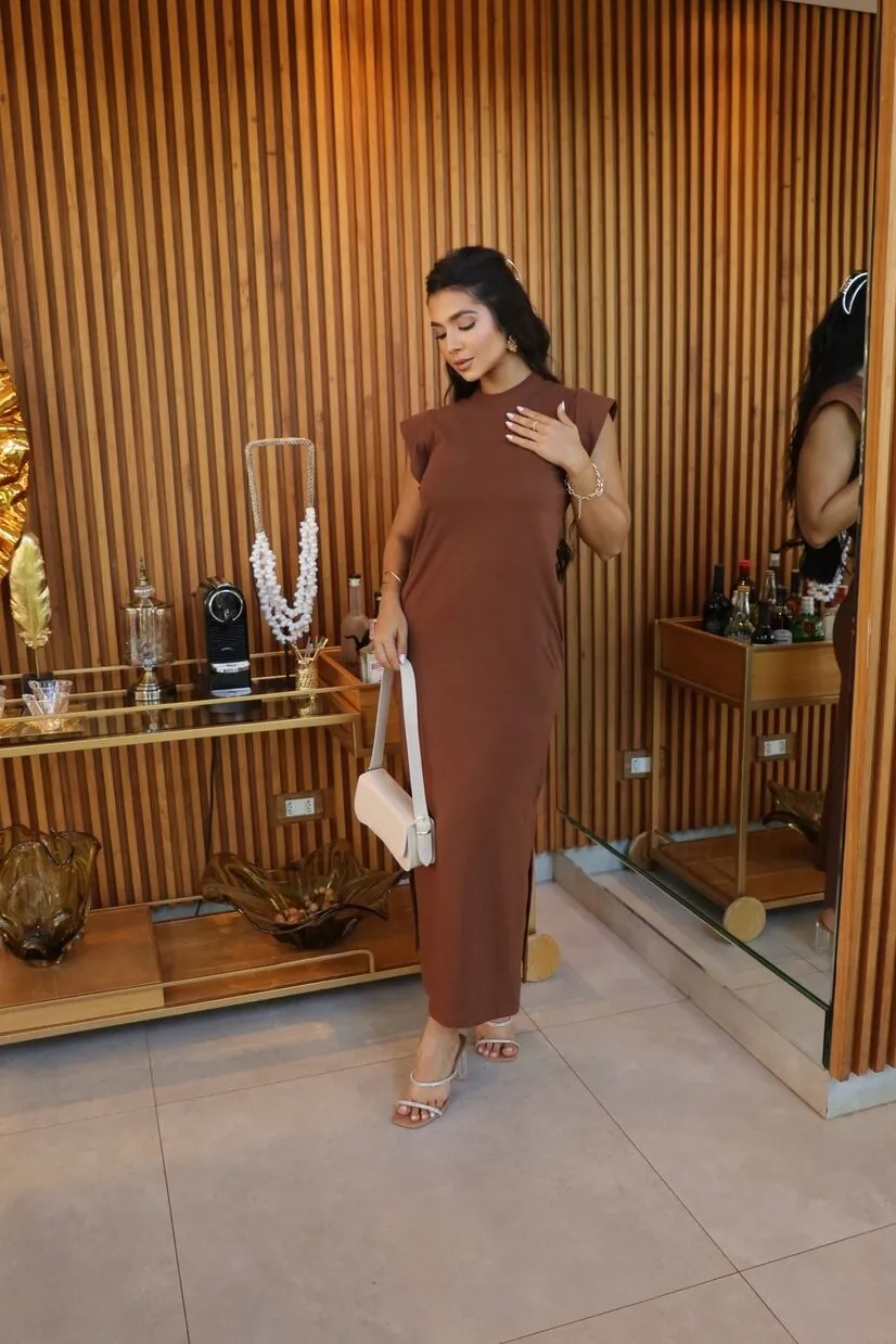 Boutique Dona Ana - Vestido Midi Muscle Marrom Cynnamon em Algodão