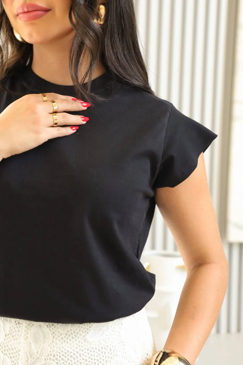 Boutique Dona Ana - T-Shirt Muscle Preta Feminina em Algodão Premium