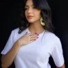 Boutique Dona Ana - T-Shirt Lisa Branca Feminina em Algodão Premium – Básica, Atemporal e Confortável