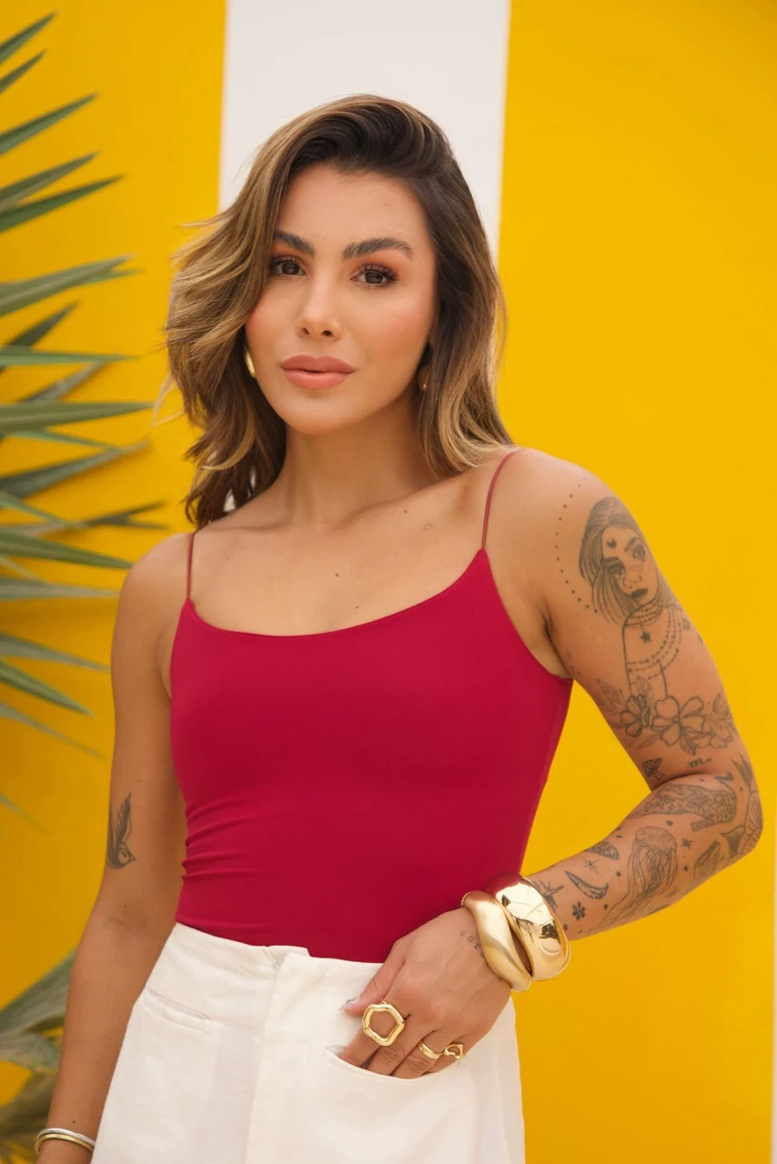 Boutique Dona Ana - Regata Manu Pink Reddish em Suplex Santa Constância – Elegante, Confortável e Atemporal