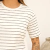 Boutique Dona Ana - T-Shirt Listra de Giz Azul Dark Feminina em Algodão com Elastano – Moderna, Confortável e Atempora