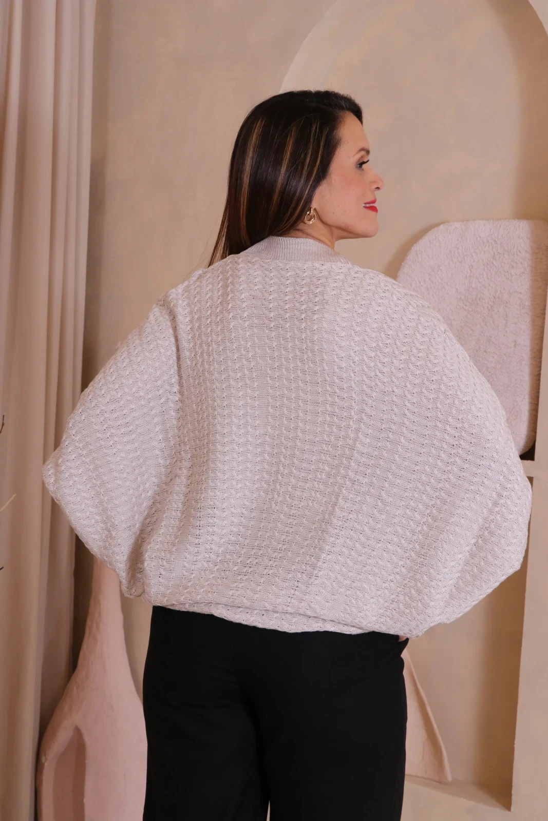Boutique Dona Ana – Conjunto Feminino Portugal Senteio com Kimono e Regata – Sofisticado, Versátil e Elegante Boutique Dona Ana - Conjunto Feminino Portugal Senteio com Kimono e Regata – Sofisticado, Versátil e Elegante