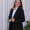 Boutique Dona Ana - Blazer Feminino Acinturado Preto em Alfaiataria – Elegância Clássica e Caimento Sofisticado
