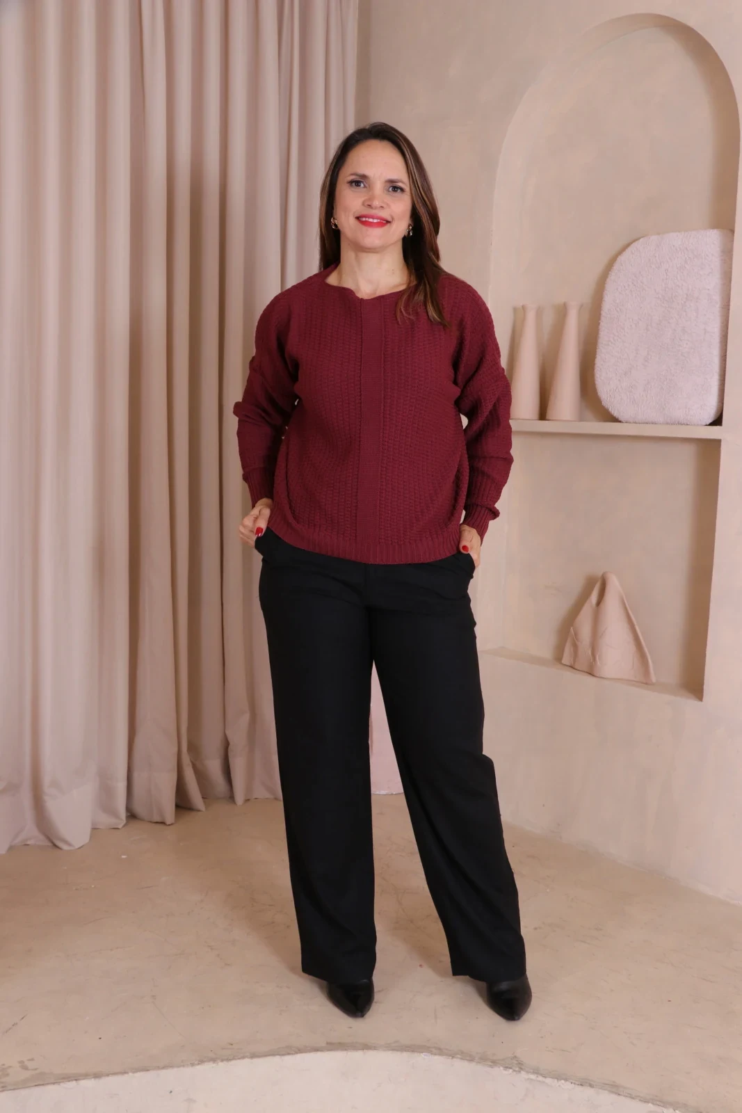 Boutique Dona Ana - Blusa Valencia Marsala em Tricot com Fio Tecnológico – Elegante, Moderna e Atemporal