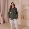 Boutique Dona Ana - Camisa Social Feminina Verde Militar em Alfaiataria – Elegante, Moderna e Sofisticada