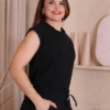 Boutique Dona Ana - CONJUNTO BLUSA E SAIA EM VELUDO COTELÊ – PRETO | ELEGÂNCIA E SOFISTICAÇÃO ATEMPORAL