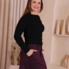 Boutique Dona Ana - Saia de Suede Vinho com Shorts Embutido – Sofisticação Elegante e Toque Aveludado