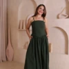 Boutique Dona Ana - Vestido Midi Íris Verde Militar com Bojo e Lastex – Moderno, Elegante e Versátil