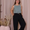 Boutique Dona Ana - Regata Social Feminina Verde Menta com Pregas no Decote – Leve, Elegante e Sofisticada